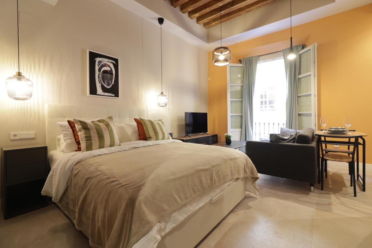 Grund Suites Gallery By Freshapartments Málaga Exteriör bild